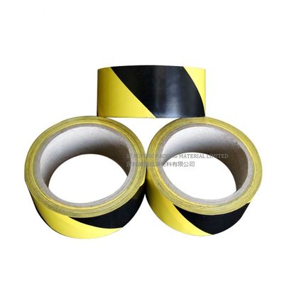 इंजीनियरिंग ग्रेड 3mm-1200mm हैवी ड्यूटी फ्लोर मार्किंग टेप, ट्रैफिक चेतावनी संकेतों के लिए फ्लोर मार्किंग के लिए पीला टेप